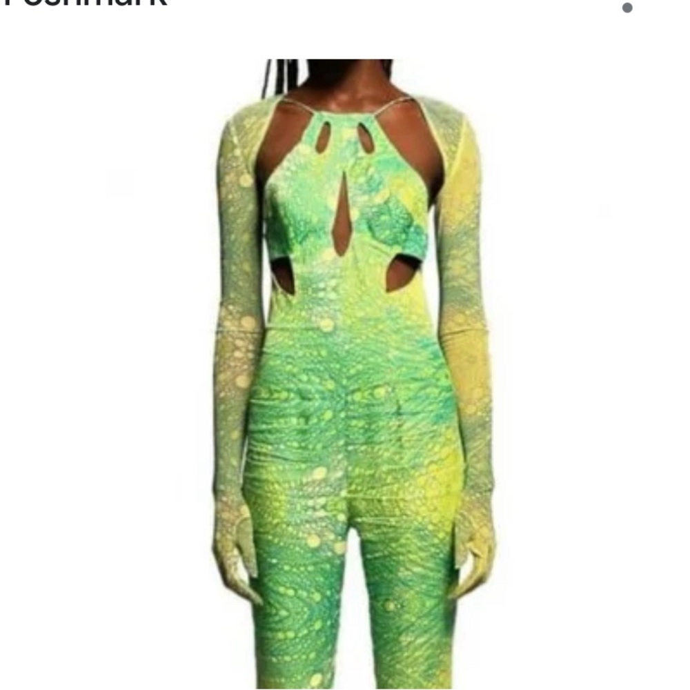 4/$25 NWOT Zara full glove bolero